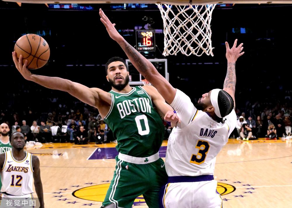 充满活力的 充满活力的