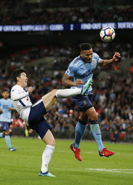 名年轻且充 名年轻且充