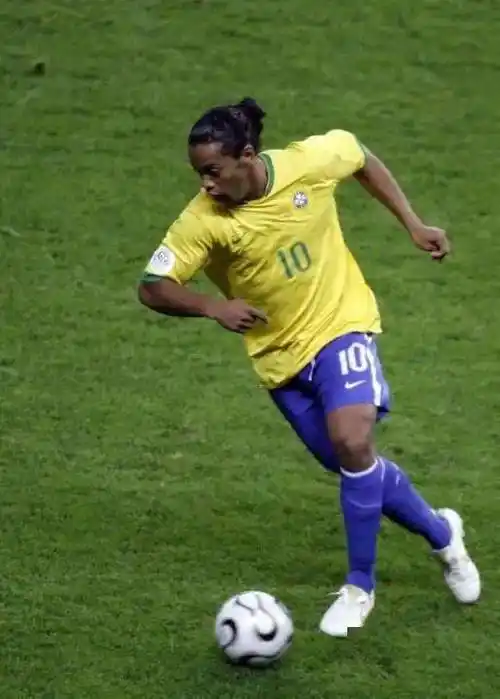 随着英超竞 随着英超竞