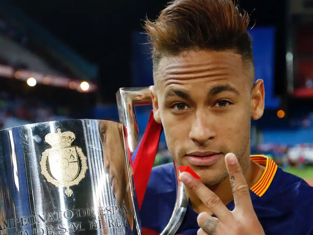 香港不仅提 香港不仅提